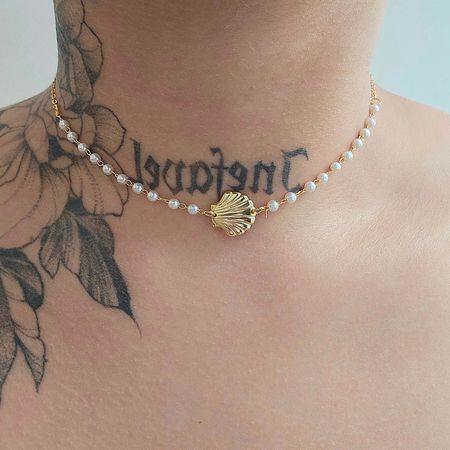 Colar Folheado a Ouro 18K Concha Com Pérolas - Chérie Bijoux