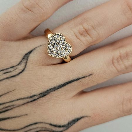 Anel Cravejado Em Zircônia Dourado Coração - Chérie Bijoux
