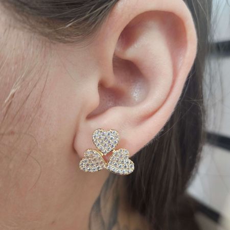 Brinco Com Zircônia Coração Dourado - Chérie Bijoux