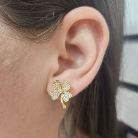 Brinco Com Zircônia Trevo Dourado - Chérie Bijoux