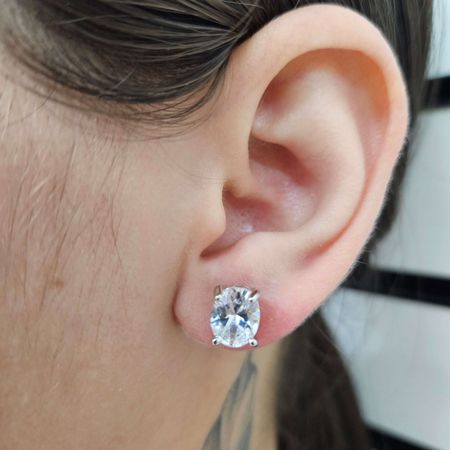 Brinco Oval Prata - Chérie Bijoux