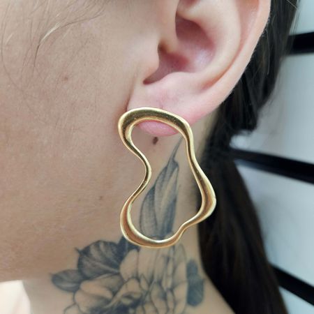 Brinco Folheado a Ouro 18K Detalhado - Chérie Bijoux