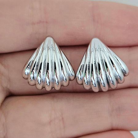 Brinco Folheado a Prata 925 Concha - Chérie Bijoux