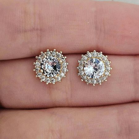 Brinco Com Zircônia Dourado - Chérie Bijoux