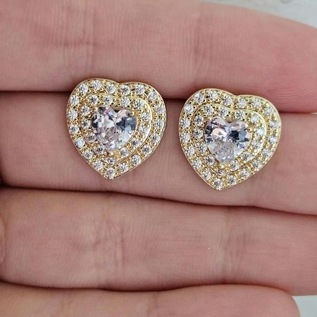 Brinco Com Zircônia Coração Dourado - Chérie Bijoux