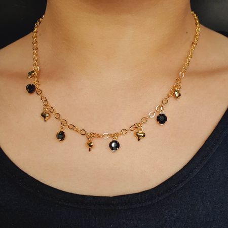 Colar Folheado Dourado Coração Preto - Chérie Bijoux