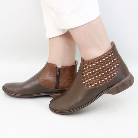 Bota Feminina Rasteira Em Couro Comfort Cor brown ... - J.Gean