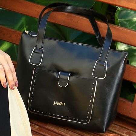 Bolsa Artesanal em Couro preto J.Gean - MB0059/01 - J.Gean
