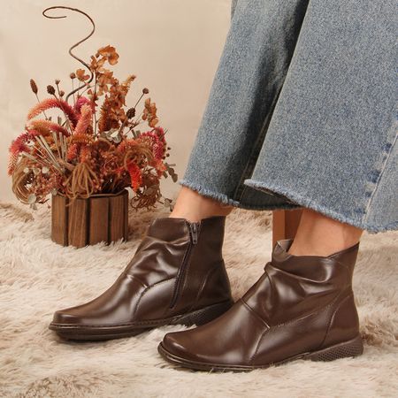 Bota Feminina Exclusiva em Couro Coffe J.Gean - GE... - J.Gean