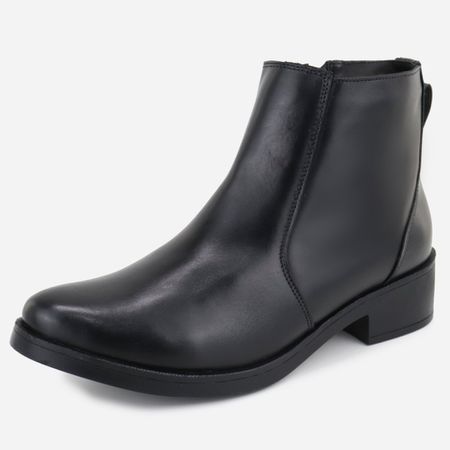 Bota Casual em Couro Beatriz Preto - Maria Paula Store