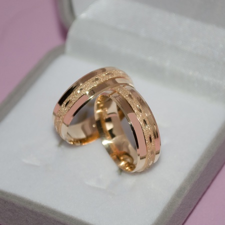 Aliança de Casamento em Ouro 18k 6mm Modelo Sevilla - Rosê Jewelry