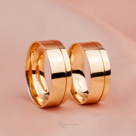 Aliança de Casamento em Ouro 18k 7mm Modelo Londres - Rosê Jewelry