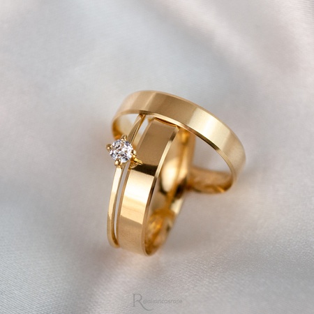 Aliança de Ouro 4mm 4g Chanfrada Lucy e Solitário Alice - Rosê Jewelry