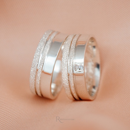  Aliança de Namoro em Prata esterlina 925 6mm Frisos Diamantados Modelo Cortez - Rosê Jewelry