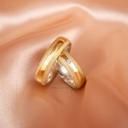 Aliança de Casamento em Ouro 18k e Prata 6mm Modelo Gaia - Rosê Jewelry
