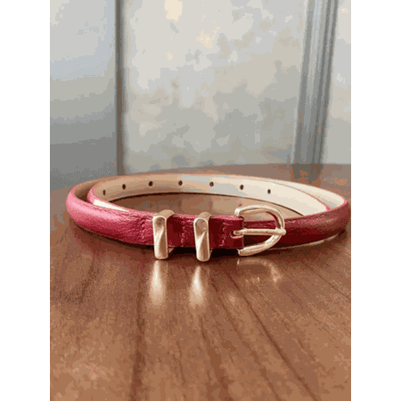 CINTO FINO VERMELHO CEREJA COM FIVELA DOURADA