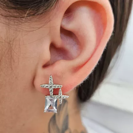 Brinco Com Zircônia Detalhado Prata - Chérie Bijoux