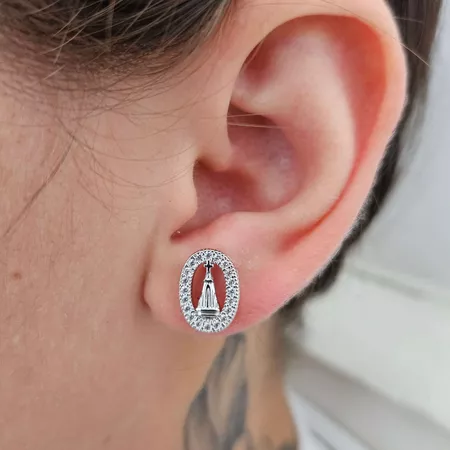 Brinco Com Zircônia Nossa Senhora Aparecida Prata - Chérie Bijoux