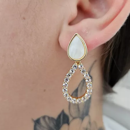 Brinco Gota Dourado Branco - Chérie Bijoux