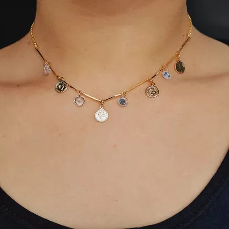 Colar Folheado a Ouro Dourado Medalhas - Chérie Bijoux