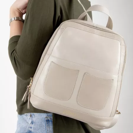 Mochila Feminina de Couro Legítimo cor Creme J.Gea... - J.Gean