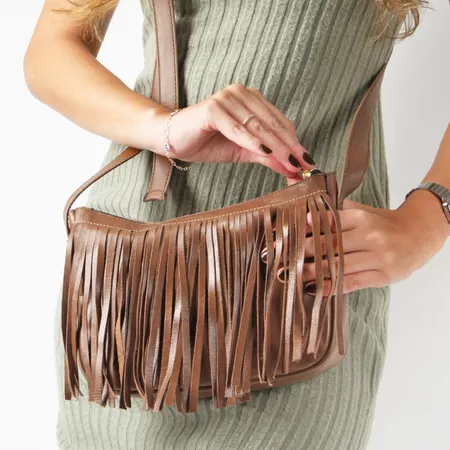 Bolsa Feminina com Franjas em Couro Marrom Conhaqu... - J.Gean