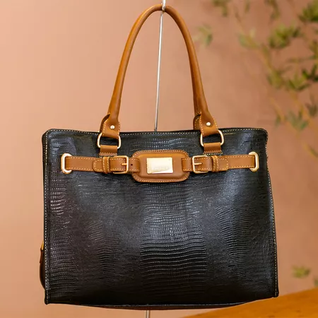 Bolsa em Couro Legítimo de Ombro - 40890-LEZARD P... - PACHECO CALÇADOS