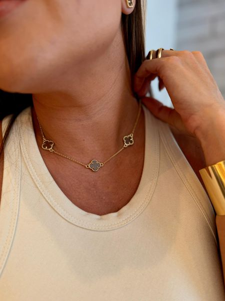 CHOKER TREVOS RESINADOS MARROM BANHADA A OURO - Dri Ferreira Semi Joias