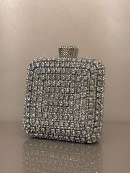 MINI BAG CRAVEJADA PRATEADA - Dri Ferreira Semi Joias