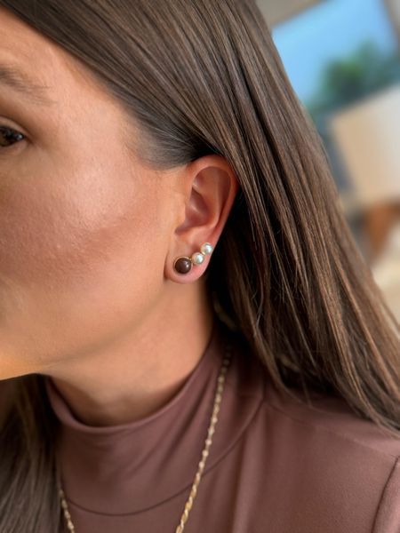 BRINCO EAR CUFF PÉROLAS BOHO BANHADO A OURO - Dri Ferreira Semi Joias
