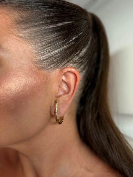 BRINCO EAR HOOK LISO FINO BANHADO A OURO - Dri Ferreira Semi Joias