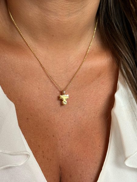 COLAR COM PINGENTE MENINA LISA BANHADO A OURO - Dri Ferreira Semi Joias