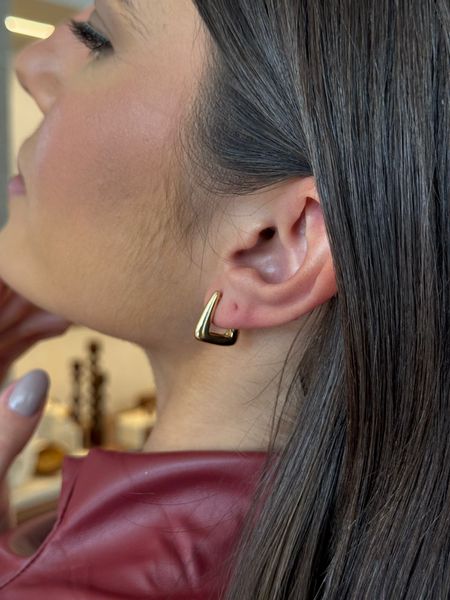 BRINCO ARGOLA TREND LISA P BANHADO A OURO - Dri Ferreira Semi Joias