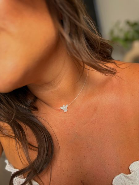 CHOKER FIO TRANSPARENTE ESPÍRITO SANTO MADREPÉROLA BANHADO A OURO - Dri Ferreira Semi Joias