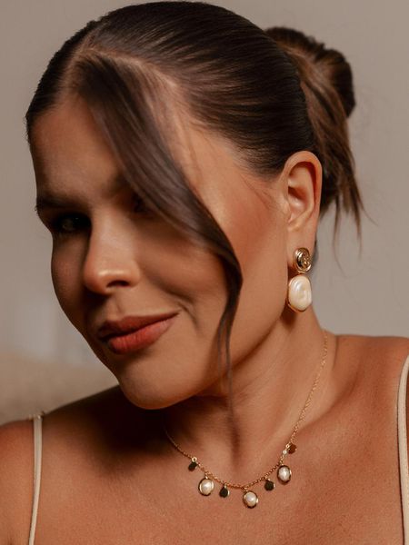 BRINCO CHAPA DUPLA ORGANIC PEROLADO BANHADO A OURO - Dri Ferreira Semi Joias