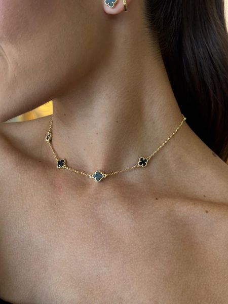 CHOKER TREVINHOS RESINADOS PRETO BANHADA A OURO - Dri Ferreira Semi Joias