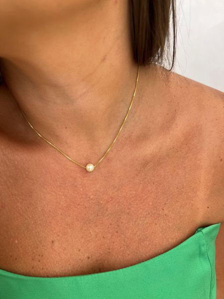 COLAR COM PINGENTE DE PÉROLA ÚNICA BANHADO A OURO - Dri Ferreira Semi Joias