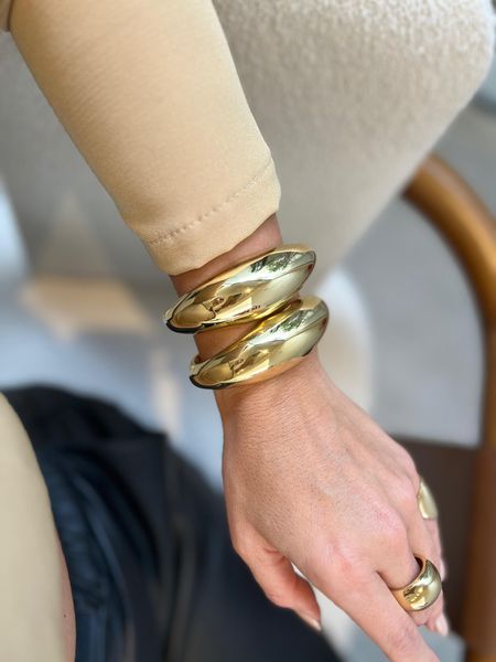 BRACELETE TUBO LISO MAXI BANHADO A OURO