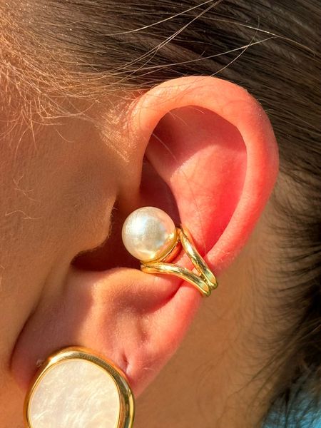 PIERCING FAKE PÉROLA BANHADO A OURO