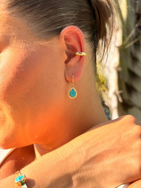 BRINCO ARGOLA PINGENTE TURQUESA BANHADO A OURO
