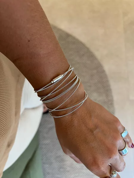 PULSEIRA CORDÃO DE VIOLÃO BANHADO A RÓDIO BRANCO - Dri Ferreira Semi Joias