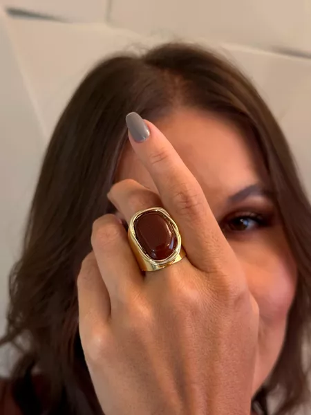 ANEL REGULÁVEL CHAPA BOHO MARROM BANHADO A OURO - Dri Ferreira Semi Joias