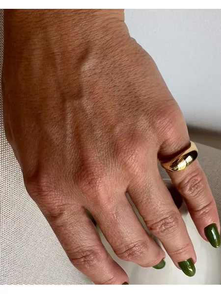 ANEL DEDINHO ABAULADO BANHADO A OURO - Dri Ferreira Semi Joias