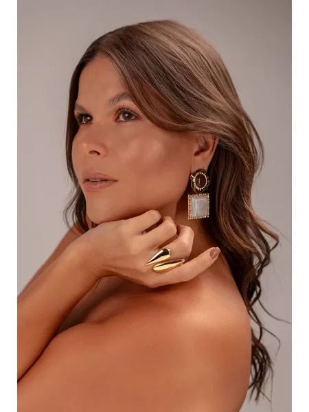 BRINCO CHAPAS BOHO MARROM BANHADO A OURO - Dri Ferreira Semi Joias