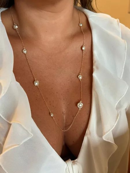 COLAR LONGO PÉROLAS REDONDAS BANHADO A OURO - Dri Ferreira Semi Joias