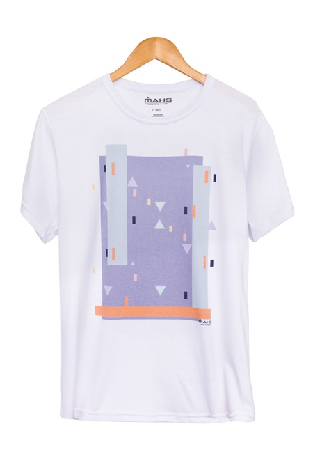 Camiseta Estampada Triangulos