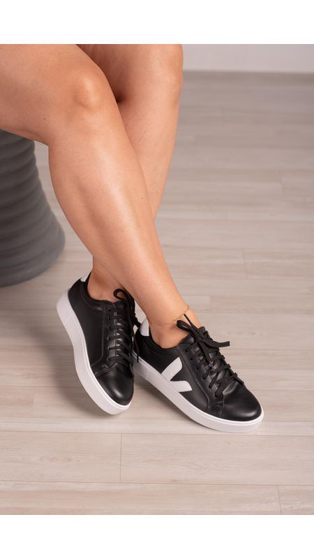 Tênis Detalh... - TK Shoes