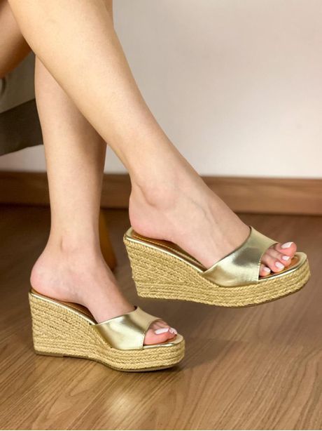 Sandália Anabela Com Juta Ipanema Ouro Light