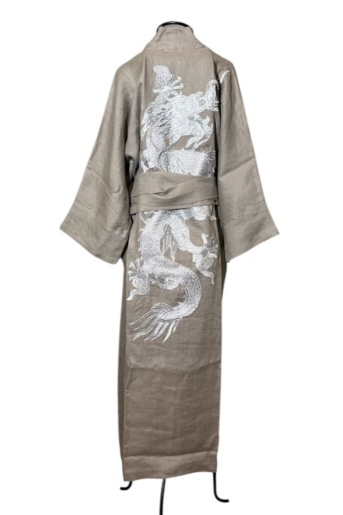 Kimono Yin-Yang Linho Fendi Dragão Gigante Prata ... - Bo Eugenia Bologna
