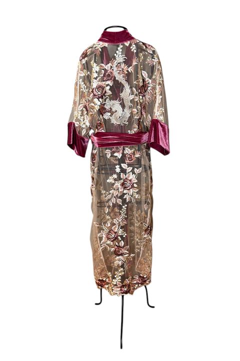 Kimono O Dragão nos Jardins Suspensos Tule Rendad... - Bo Eugenia Bologna